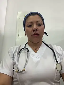 Snapshot of SARA_21- chatting on 04-14-26, 02:00 SARA 21- online show from 04-14-26, 02:00