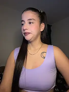 Cherry Dark  online show from 04-17-26, 03:20