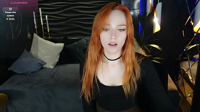Snapshot of ZlataSaar chatting on 07-12-26, 03:02 ZlataSaar online show from 07-12-26, 03:02
