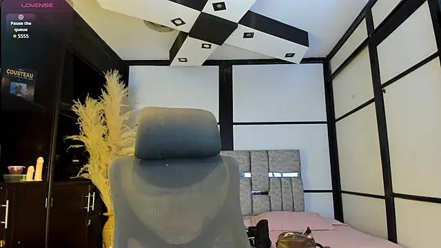 DeboraCopper  online show from 04-14-26, 10:48