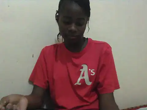 Snapshot of Rerpuss1 chatting on 07-25-26, 06:47 Rerpuss1 online show from 07-25-26, 06:47