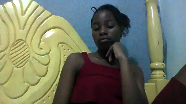 Snapshot of Rerpuss1 chatting on 06-17-26, 10:36 Rerpuss1 online show from 06-17-26, 10:36