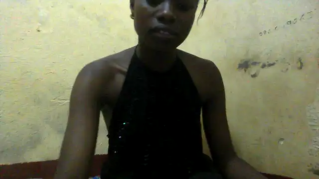 Snapshot of Rerpuss1 chatting on 06-03-26, 05:17 Rerpuss1 online show from 06-03-26, 05:17
