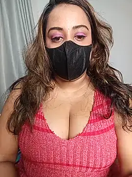 Snapshot of Suger_Lips_99 chatting on 05-27-26, 07:21 Suger Lips 99 online show from 05-27-26, 07:21