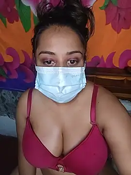 Snapshot of Suger_Lips_99 chatting on 05-17-26, 06:52 Suger Lips 99 online show from 05-17-26, 06:52