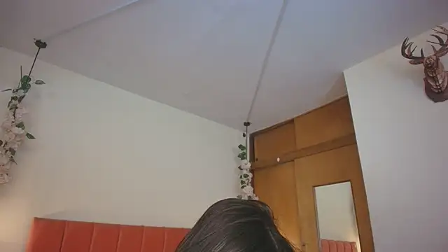 Shadya  online show from 06-20-26, 03:22