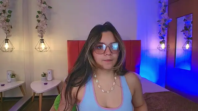 Snapshot of Shadya_ chatting on 04-24-26, 03:19 Shadya online show from 04-24-26, 03:19