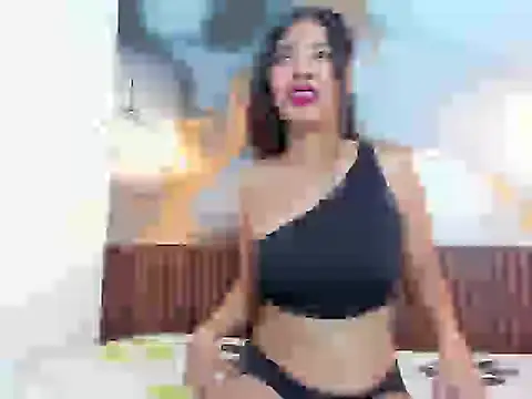 Vanessa Lune online show from 05-09-26, 01:03