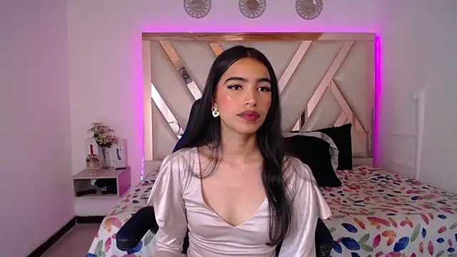 Snapshot of Miaa_ferrari1 chatting on 06-12-26, 11:52 Miaa ferrari1 online show from 06-12-26, 11:52