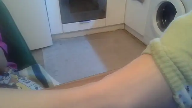 Olivia 2000 online show from 04-11-26, 09:29