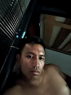 SnoozingThiamine online show from 04-19-26, 06:54