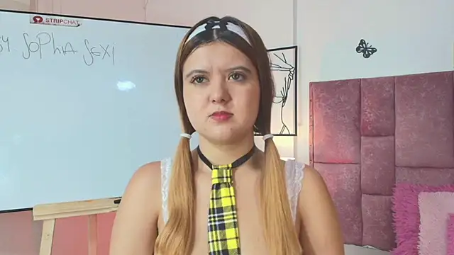 SophiaConor1 online show from 04-12-26, 07:50