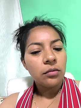 Snapshot of Tamaraxxx_hot chatting on 04-23-26, 05:58 Tamaraxxx hot online show from 04-23-26, 05:58