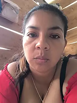 Snapshot of Tamaraxxx_hot chatting on 05-16-26, 09:03 Tamaraxxx hot online show from 05-16-26, 09:03