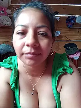 Snapshot of Tamaraxxx_hot chatting on 07-08-26, 04:07 Tamaraxxx hot online show from 07-08-26, 04:07