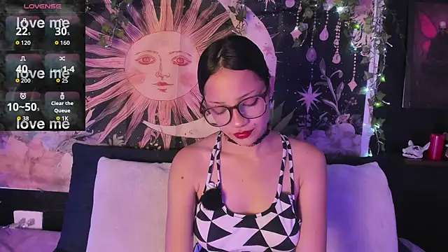 LaxiViolet online show from 08-01-26, 09:24