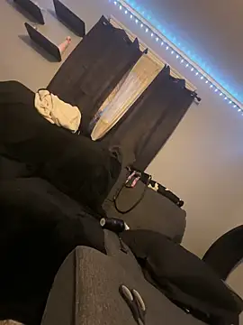 Snapshot of AmalaHexx chatting on 04-14-26, 12:15 AmalaHexx online show from 04-14-26, 12:15