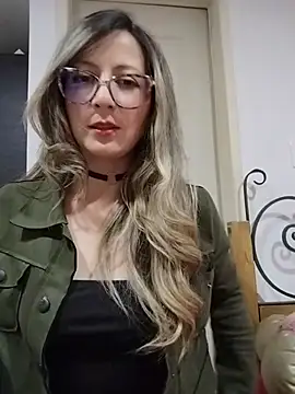 VALELUXX online show from 05-16-26, 01:59