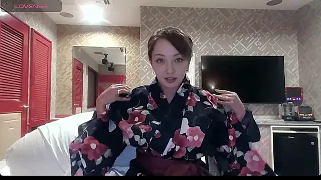 Snapshot of Yuu_jpn chatting on 07-12-26, 11:11 Yuu jpn online show from 07-12-26, 11:11