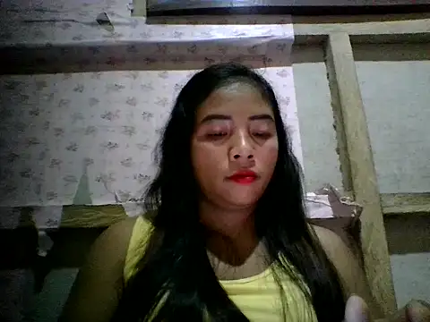 Snapshot of pinayysimple chatting on 05-23-26, 01:43 pinayysimple online show from 05-23-26, 01:43