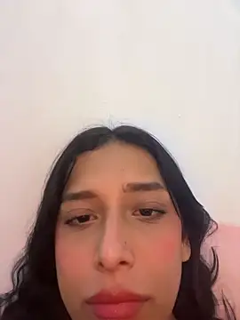Snapshot of milakitti chatting on 05-10-26, 07:01 milakitti online show from 05-10-26, 07:01