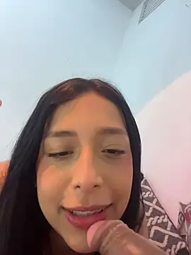 Snapshot of milakitti chatting on 06-16-26, 06:13 milakitti online show from 06-16-26, 06:13