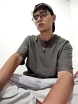 Camilo hot21 online show from 04-12-26, 06:27