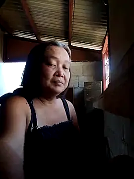 jeanyummytits online show from 05-15-26, 04:10