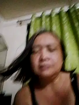 jeanyummytits online show from 06-17-26, 12:59