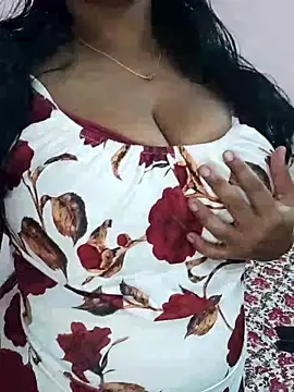 Snapshot of Mayuri-hot chatting on 06-21-26, 01:00 Mayuri-hot online show from 06-21-26, 01:00