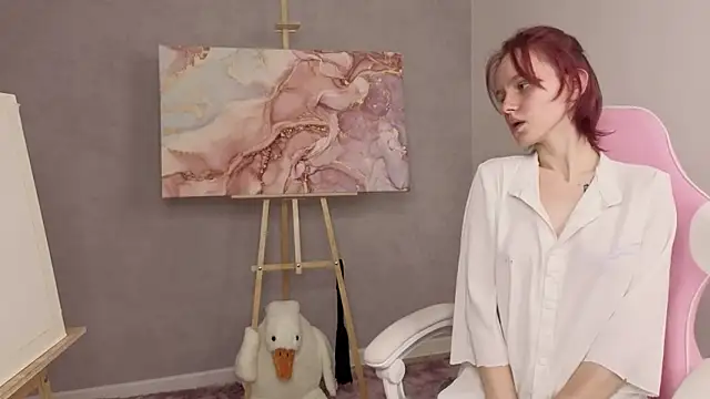 Snapshot of Milena_Milyan chatting on 05-23-26, 01:15 Milena Milyan online show from 05-23-26, 01:15