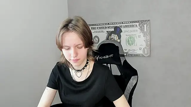 Snapshot of Milena_Milyan chatting on 05-06-26, 01:20 Milena Milyan online show from 05-06-26, 01:20