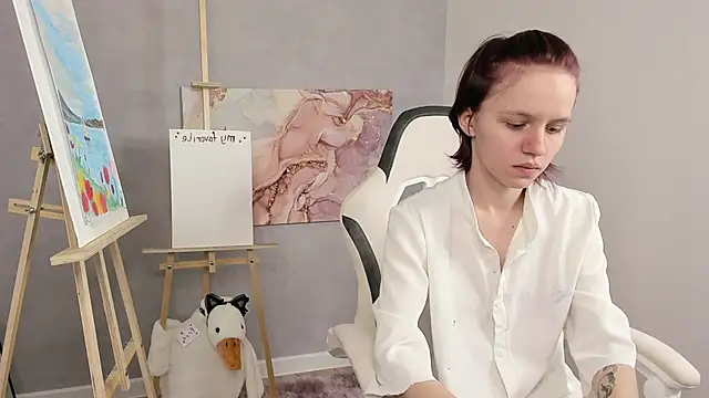 Snapshot of Milena_Milyan chatting on 05-17-26, 01:16 Milena Milyan online show from 05-17-26, 01:16
