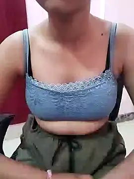 Janvi688 online show from 04-13-26, 05:44