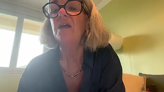 NaughtyMonicaUK online show from 05-30-26, 06:35
