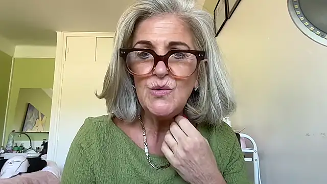 NaughtyMonicaUK online show from 05-11-26, 12:28