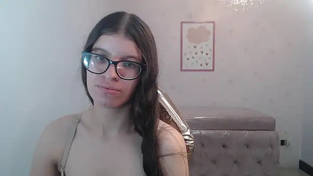 Snapshot of Kailee_ch chatting on 04-29-26, 05:30 Kailee ch online show from 04-29-26, 05:30