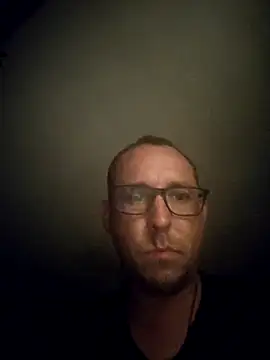 Snapshot of dmfv1288 chatting on 04-24-26, 04:14 dmfv1288 online show from 04-24-26, 04:14