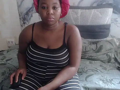 Lillypearl online show from 04-14-26, 11:04