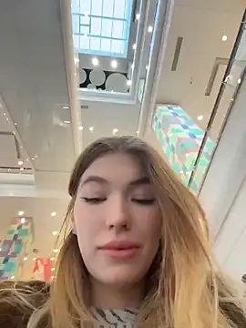 Risky Mia69 online show from 04-16-26, 03:57