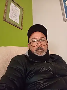 Snapshot of Dietosca chatting on 05-26-26, 04:16 Dietosca online show from 05-26-26, 04:16
