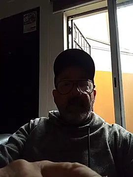 Snapshot of Dietosca chatting on 05-30-26, 04:23 Dietosca online show from 05-30-26, 04:23