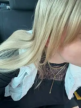 Tiffy Rosee online show from 05-04-26, 08:50