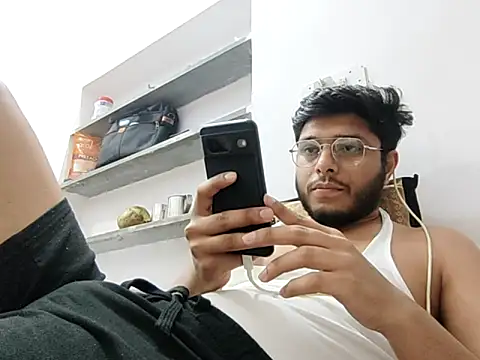 boy511 online show from 04-12-26, 06:33