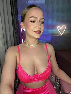 Snapshot of AlisaPearl chatting on 04-30-26, 08:16 AlisaPearl online show from 04-30-26, 08:16