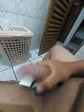 moreno 24 online show from 04-28-26, 02:49