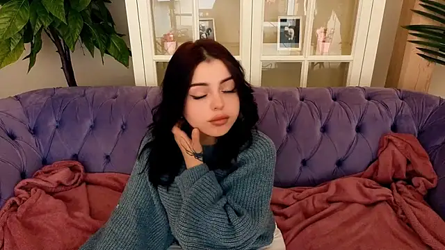 SinfulKittenn online show from 04-22-26, 05:03
