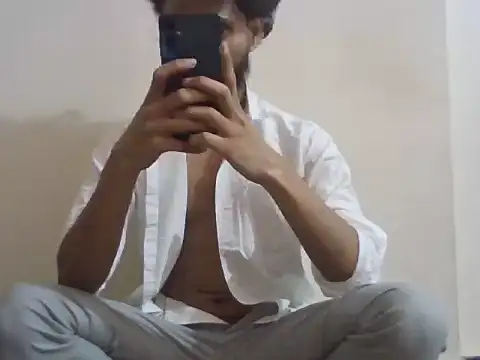 Snapshot of itsmemadhu2019 chatting on 04-18-26, 07:07 itsmemadhu2019 online show from 04-18-26, 07:07