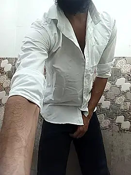 Snapshot of itsmemadhu2019 chatting on 05-17-26, 12:38 itsmemadhu2019 online show from 05-17-26, 12:38
