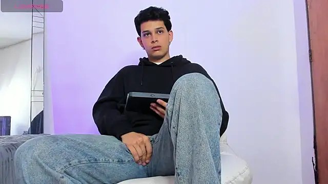 elijah stoone online show from 04-16-26, 01:12